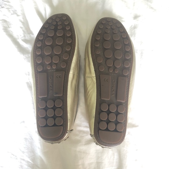 Vionic Champagne Ashby Driving Moccasins Sz 10 - Picture 3 of 6
